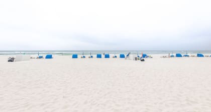 Tradewinds Condos by Hosteeva