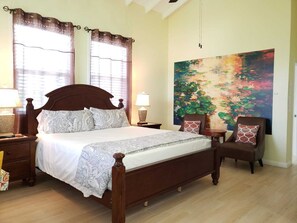Deluxe Studio Suite, 1 King Bed, Balcony, Hill View | Hypo-allergenic bedding, pillowtop beds, individually decorated - Keep Cool Guesthouse (Gros Islet)