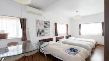 トリプルルーム | 羽毛の掛け布団、WiFi (無料)