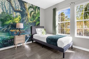 4 bedrooms, travel cot, WiFi, bed sheets