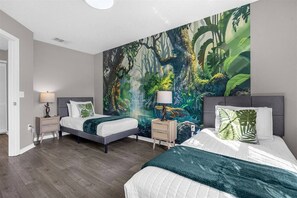 4 habitaciones, tabla de planchar con plancha, wifi y ropa de cama 