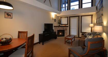Fantastic Fernie Flat !! Central Location & Amenities