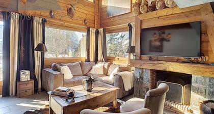 Triplex apartment in chalet, spectacular view of Megève and the Alps