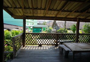 Triple Air-Con Room | Balcony