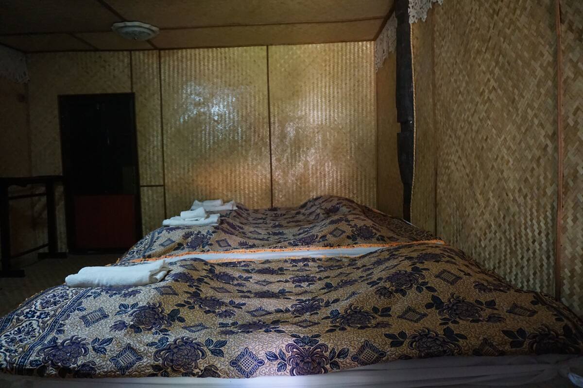 Triple Fan Room