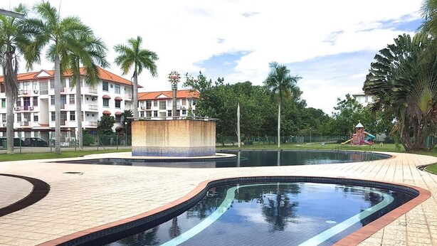Outdoor pool - Summerbay Beach Resort Apartment (Papar)
