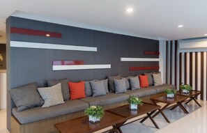 Lobby sitting area - The Place Hua Hin near Beach (Hua Hin)