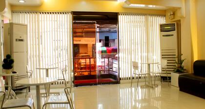 Vista Apartelle & Restaurant