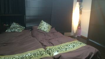 Apartment, 1 Bedroom | 1 bedroom, free wired Internet