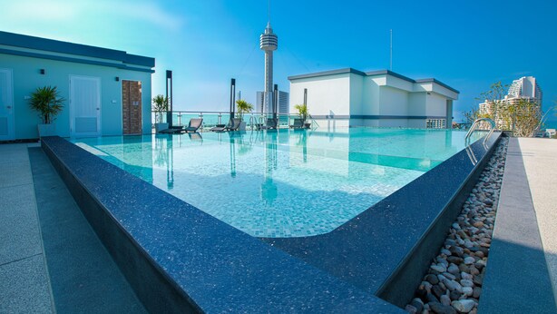 Outdoor pool - The Forest Hotel Pattaya (Pattaya)