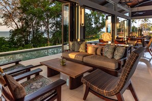 Lobby lounge - The Residence Bintan (Bintan)