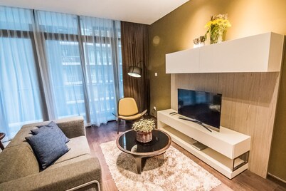 Marina Travellers Suite at Riverson Soho