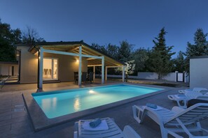 Piscine extérieure