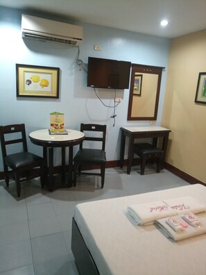 Escritorio y wifi gratis