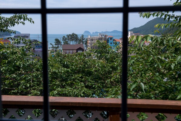 Quarto, vista para o oceano (#201, Barbecue Grill, Pilgrim Wing) | Vista do quarto