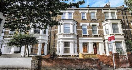 Urban Oasis: Newly refurbished 5* 2bed lux flat in leafy area of Central London