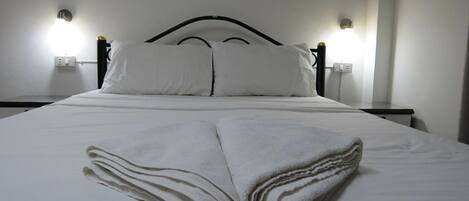 スタンダード ルーム | ミニバー、セーフティボックス (室内)、デスク、WiFi (無料)