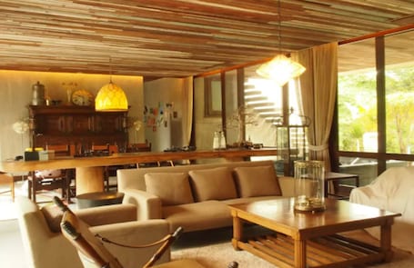 3 Bedrooms Villa | Living room | LCD TV