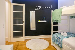 2 Schlafzimmer, Bügeleisen/Bügelbrett, kostenloses WLAN