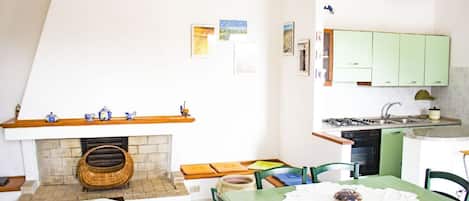 雪櫃、焗爐、爐具、廚房用具/餐具/器皿