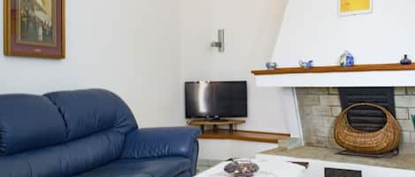 Télévision, cheminée