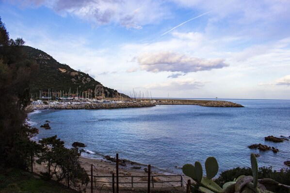Playa en los alrededores 