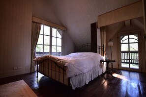 4 Bedrooms Villa | 4 bedrooms, blackout drapes, free WiFi - Uncle Jo Rustic (Kaeng Khoi)