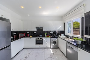 Fridge, microwave, oven, dishwasher