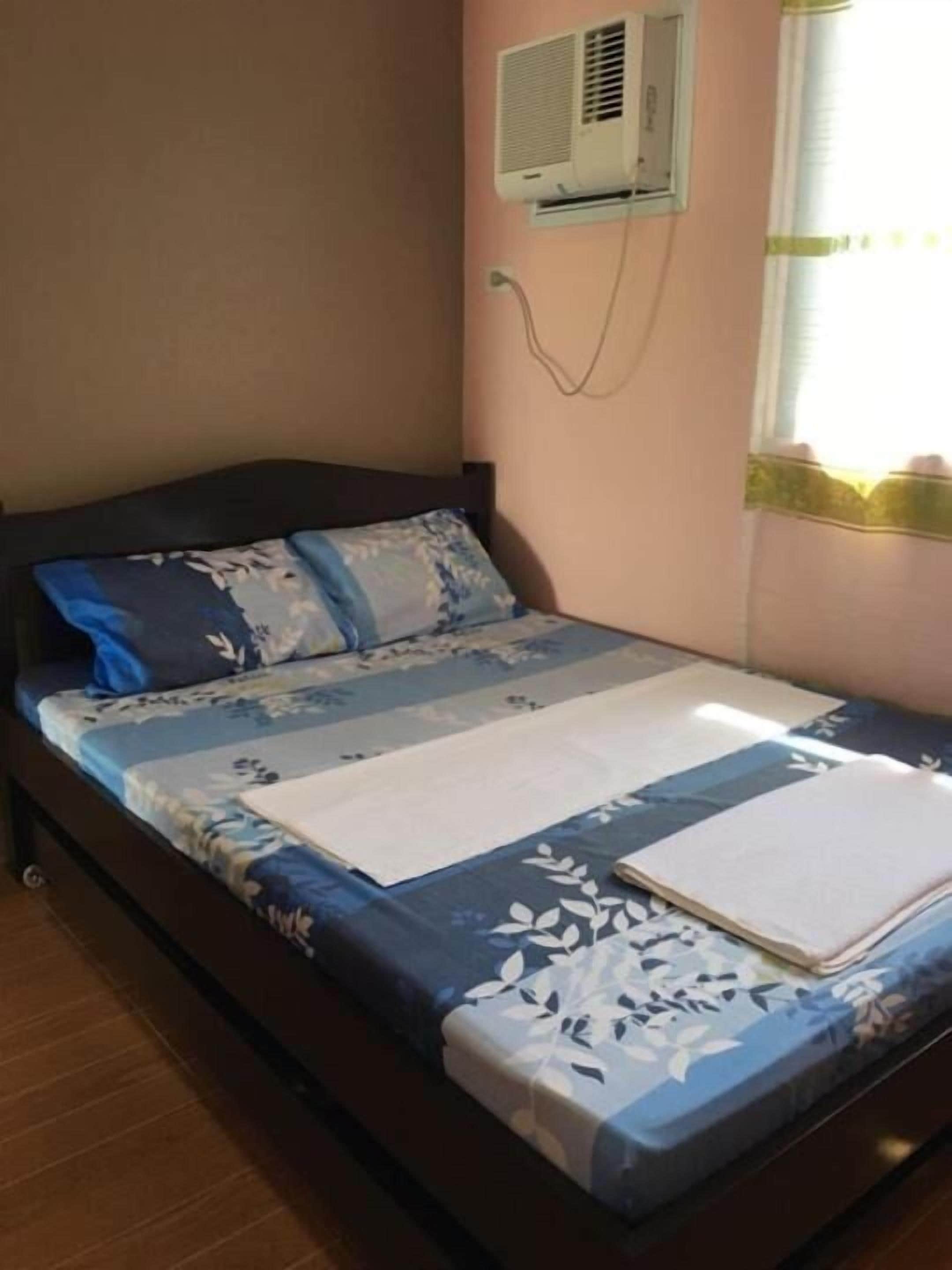 Bureau, Wi-Fi gratuit, draps fournis