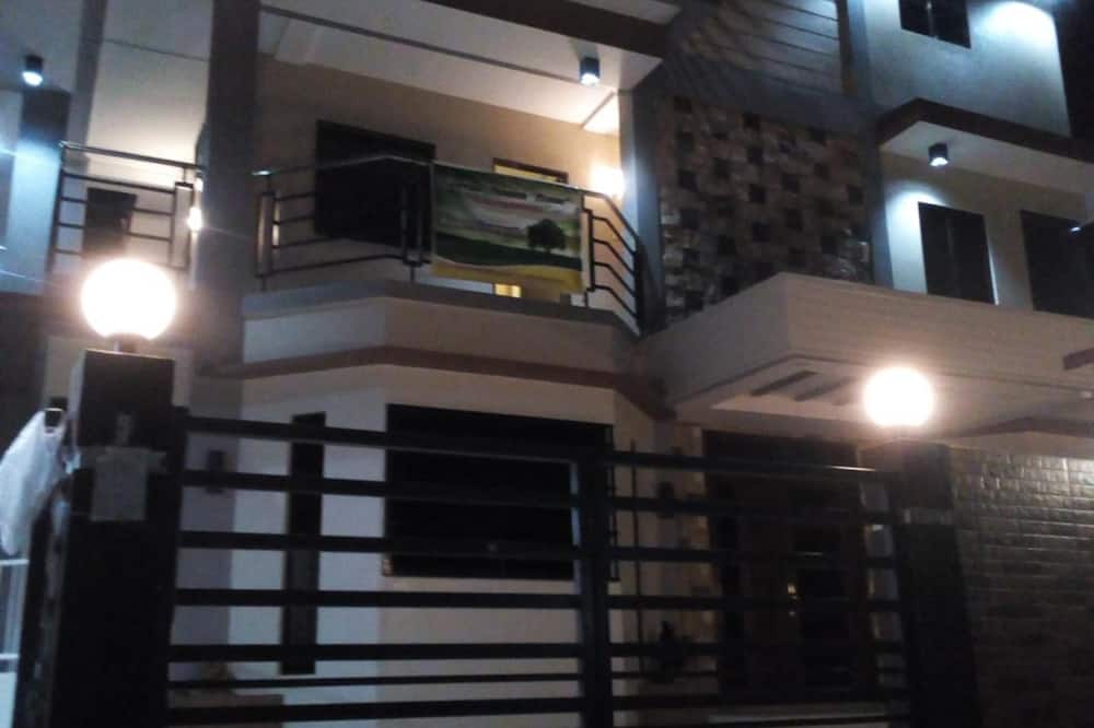 Gravino Pension House