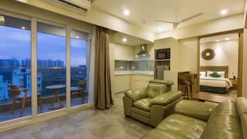 Deluxe Apartment