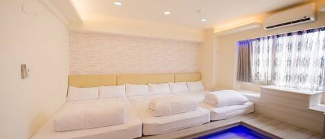 Comfort Apartment, Multiple Beds, Accessible | Blackout drapes, free WiFi