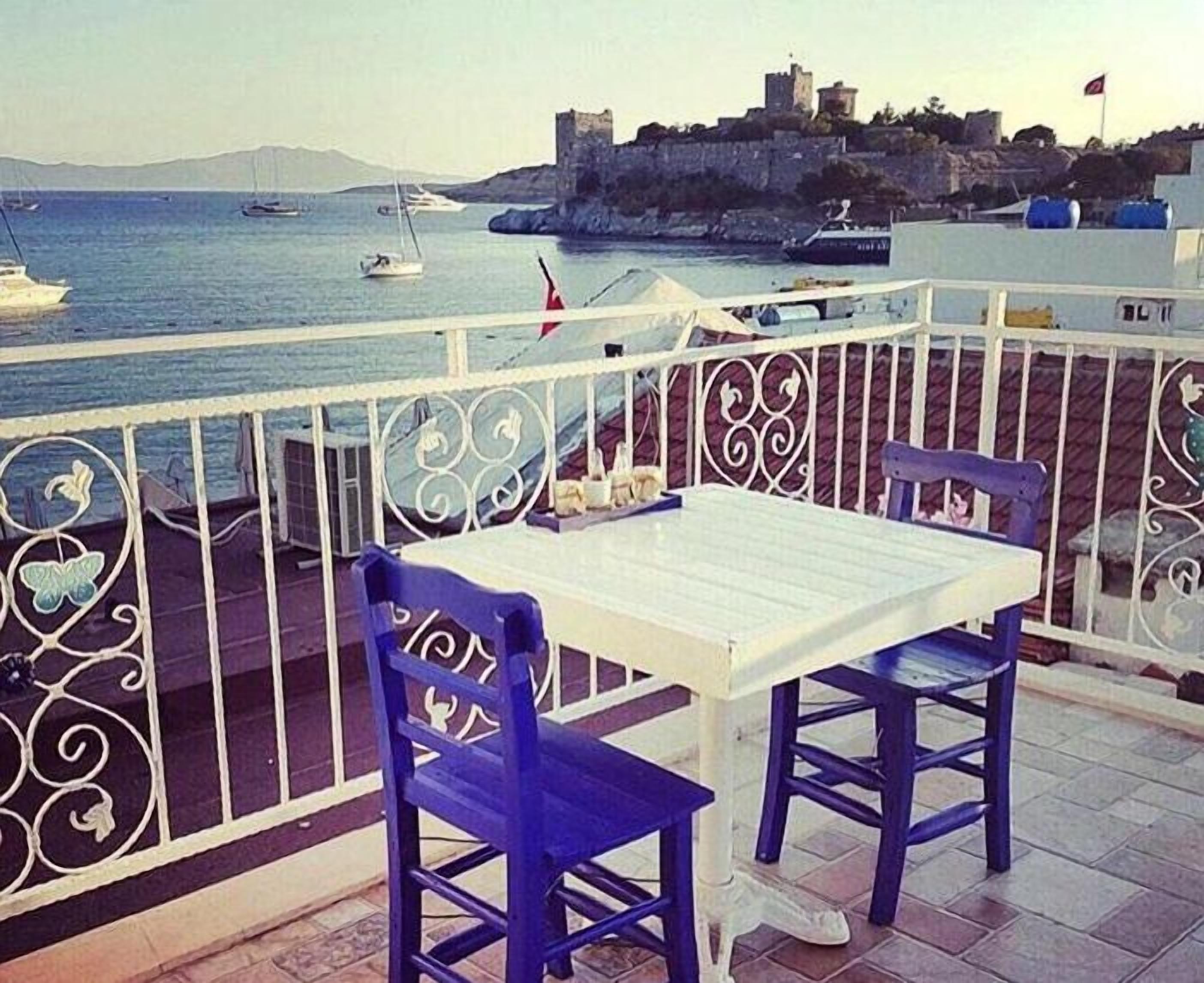 Photo - White and Blue Bodrum