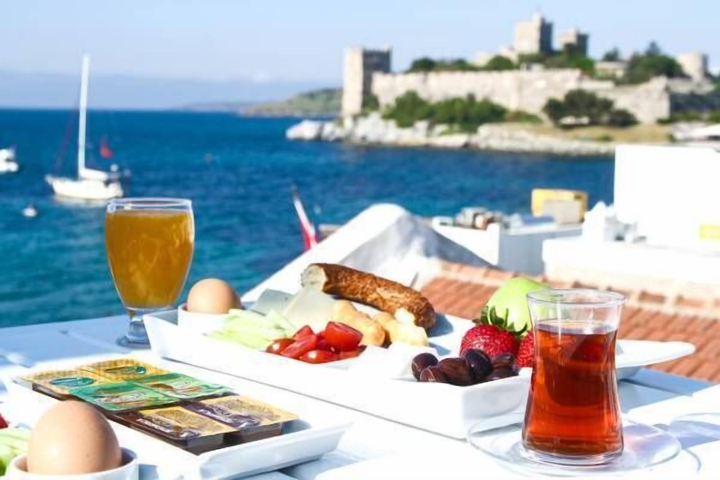 Photo - White and Blue Bodrum