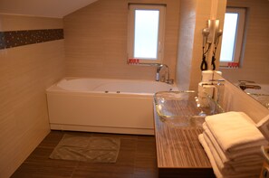 Bathroom - Hill Residence (Brasov)