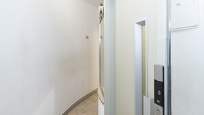 Interior - Central Lisbon Apartment near Príncipe Real & Avenida da Liberdade - TTL308 (Lisboa ciudad)