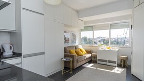 Interior - Central Lisbon Apartment near Príncipe Real & Avenida da Liberdade - TTL308 (Lisboa ciudad)