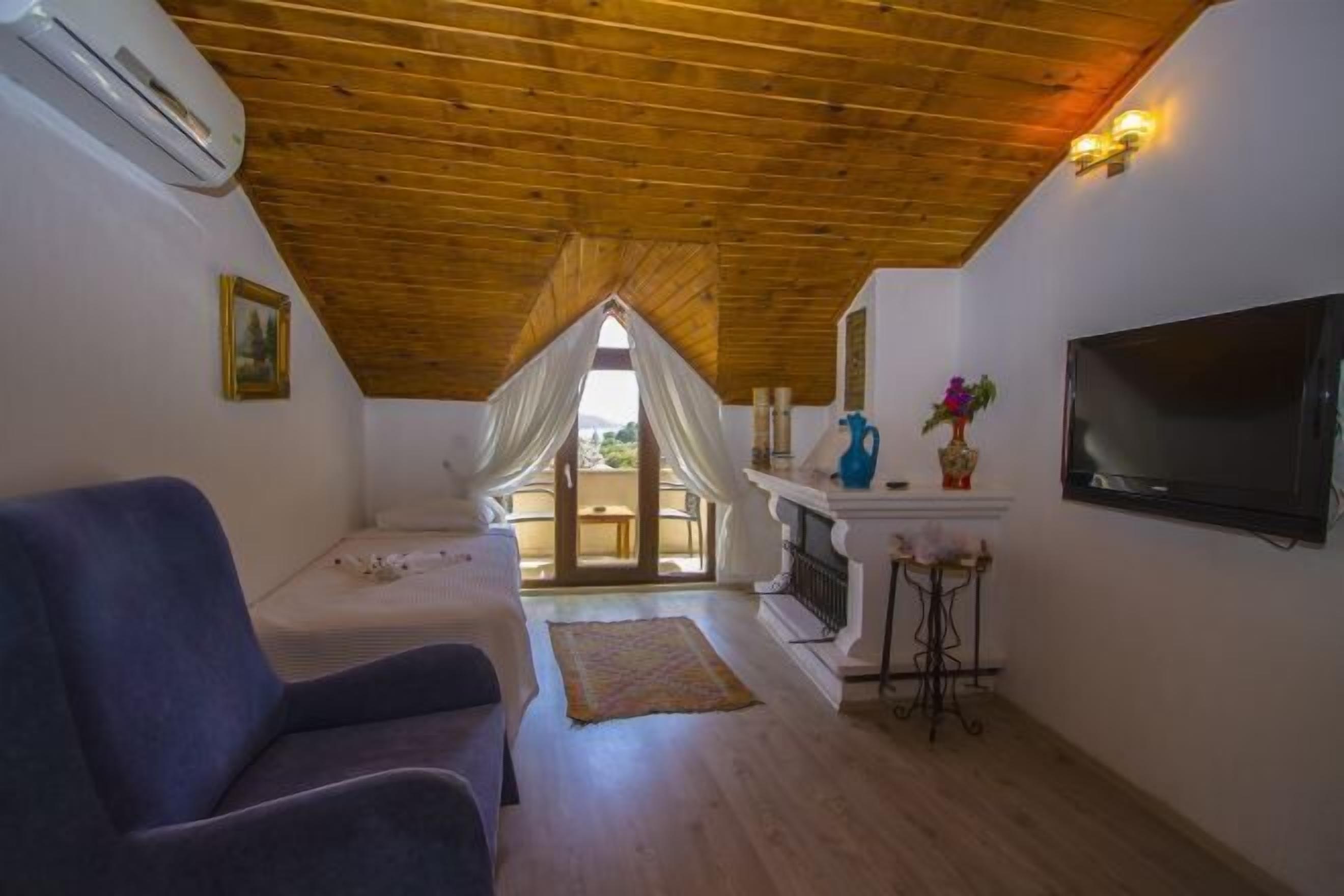 Minibar, bureau, chambres insonorisées, lits bébé (en supplément)