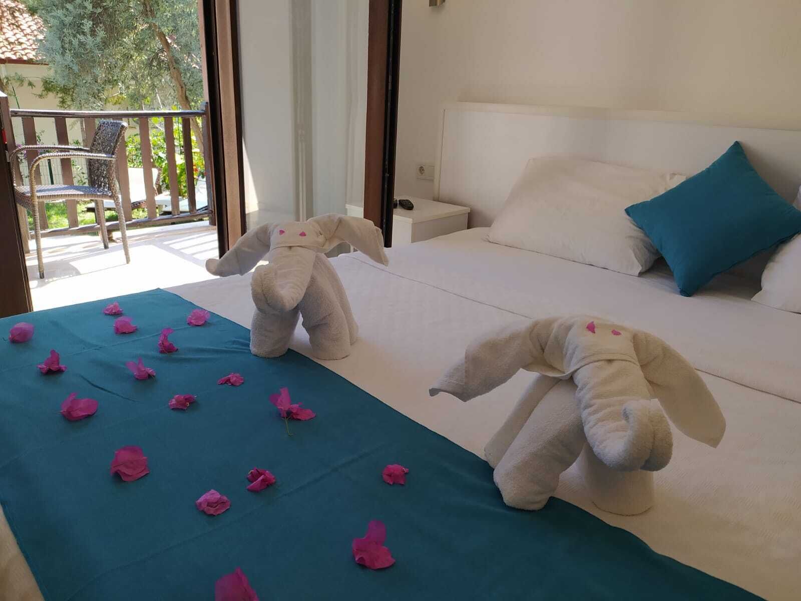 1 bedroom, minibar, desk, soundproofing