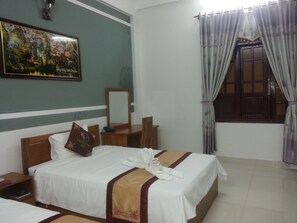 Shared Dormitory | Minibar, desk, free WiFi - Heritage By Night Hotel (Bo Trach)