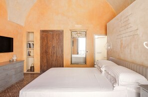 7 bedrooms, desk, iron/ironing board, travel cot - WP RELAIS VILLA FIOR DI ZAGARA (Diso)