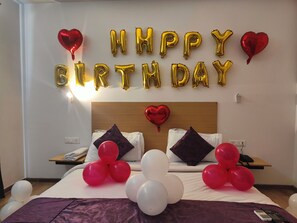 Champagne service - Mavens Orange Artemis Hospital Road (Gurugram)