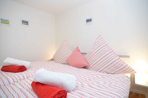 9 chambres, Wi-Fi, draps fournis