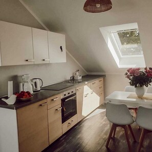 Fridge, oven, dishwasher, highchair