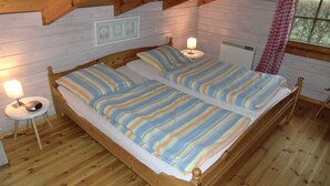 2 bedrooms, travel cot, WiFi - Log cabin - Ferienhof Schmeling (Ahneby)