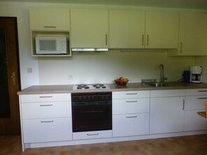 Fridge, microwave, oven