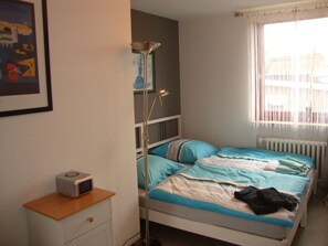 2 bedrooms, travel crib, WiFi, bed sheets