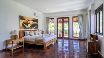 Family Villa, 5 Bedrooms, Private Pool | 5 bedrooms, in-room safe, desk, iron/ironing board