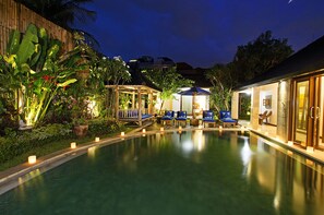 Piscina externa
