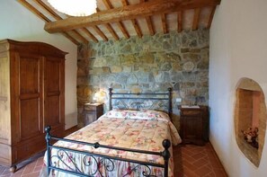 Apartment, 1 Schlafzimmer | Zimmersafe, Bügeleisen/Bügelbrett, Zustellbetten, Bettwäsche